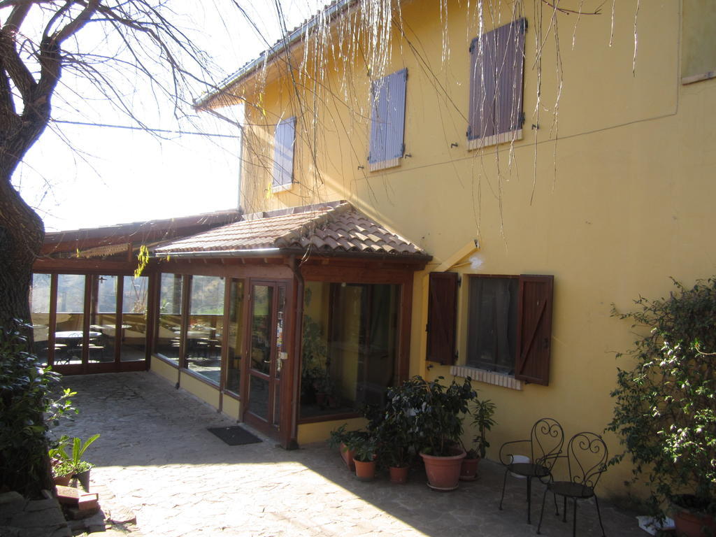 몬테벨로디베르토나 Agriturismo La Solagna 빌라 외부 사진
